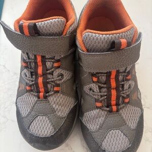 Merrell Kids Sneakers in Gray and Orange 13.5W